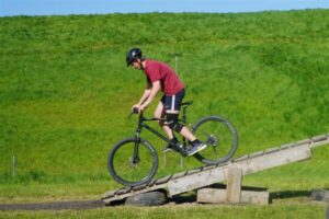 Actief Vrijgezellenfeest: Mountainbike Clinic in Almere!