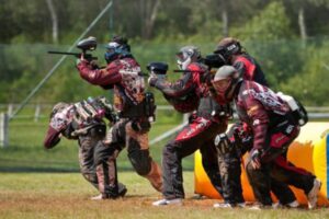 Vrijgezellenfeest Lasergame & Survival: Actie in Almere!