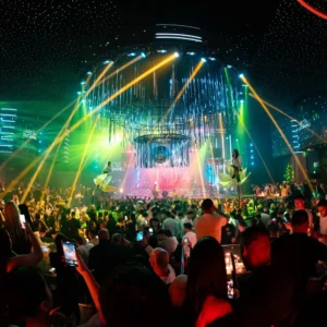 VIP superclub in Boekarest voor vrijgezellenfeest
