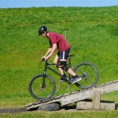 Actief Vrijgezellenfeest: Mountainbike Clinic in Almere!