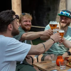 "Kanoën door de Rotterdamse grachten: een unieke ervaring